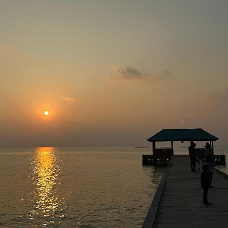 Sky View By Relax Tours Hotel Dhangethi Exterior photo